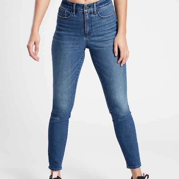 Athleta Sculptek Jeans, size 8 - Picture 1 of 5